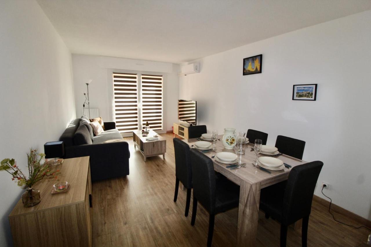 Logement Renove Avec Mobilier 2023 Apartman Avignon Kültér fotó