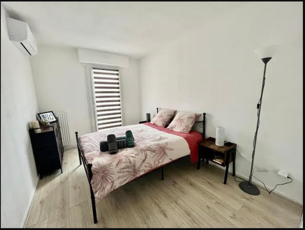 Logement Renove Avec Mobilier 2023 Apartman Avignon Kültér fotó